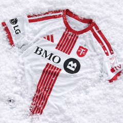 Authentic 2026 Winter Kit