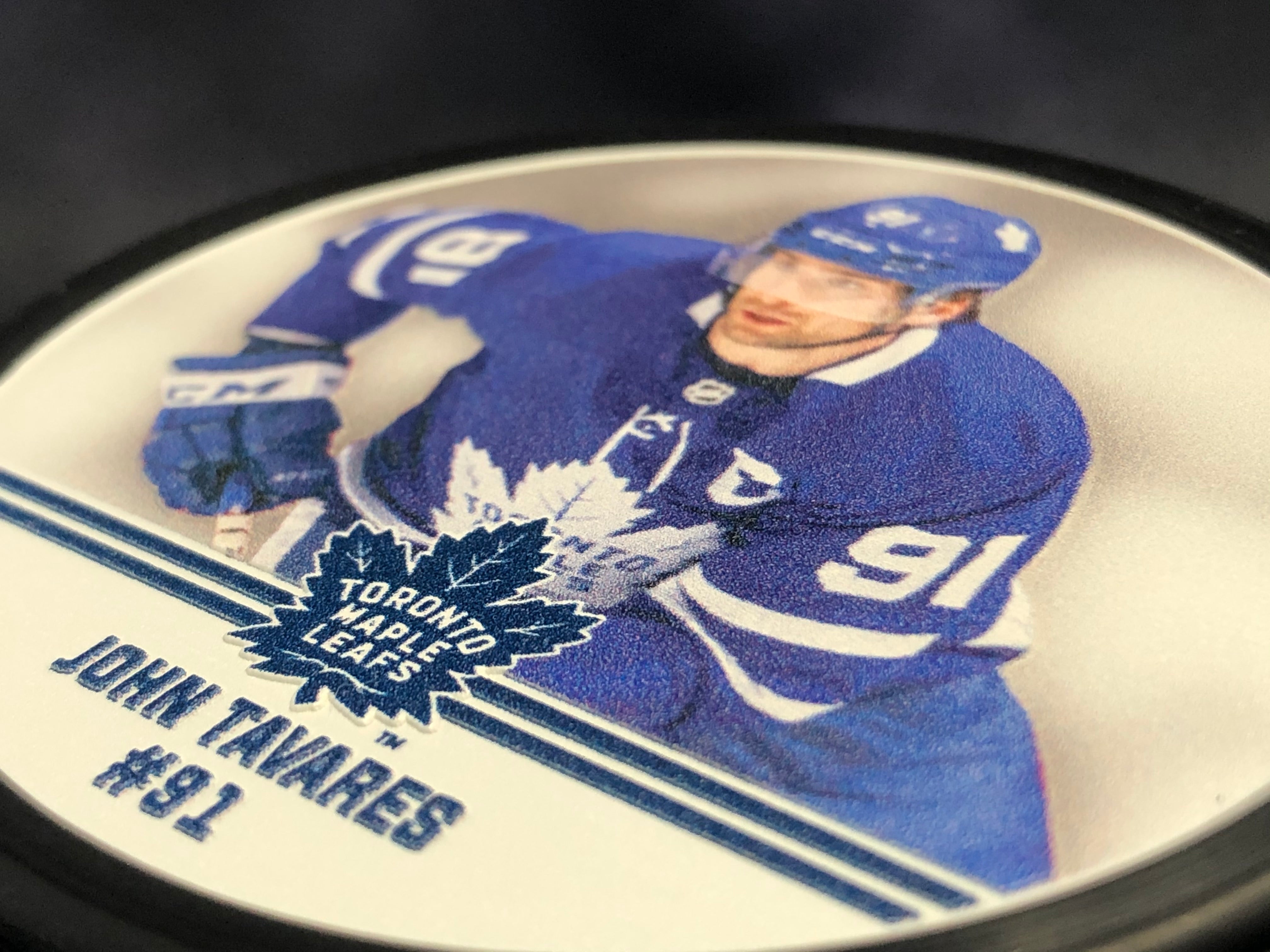 Toronto Maple Leafs NHL Inglasco Vintage Souvenirs Hockey Puck —